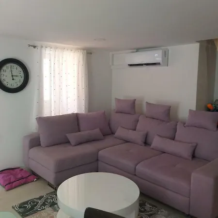 Apartman Life Is Love *